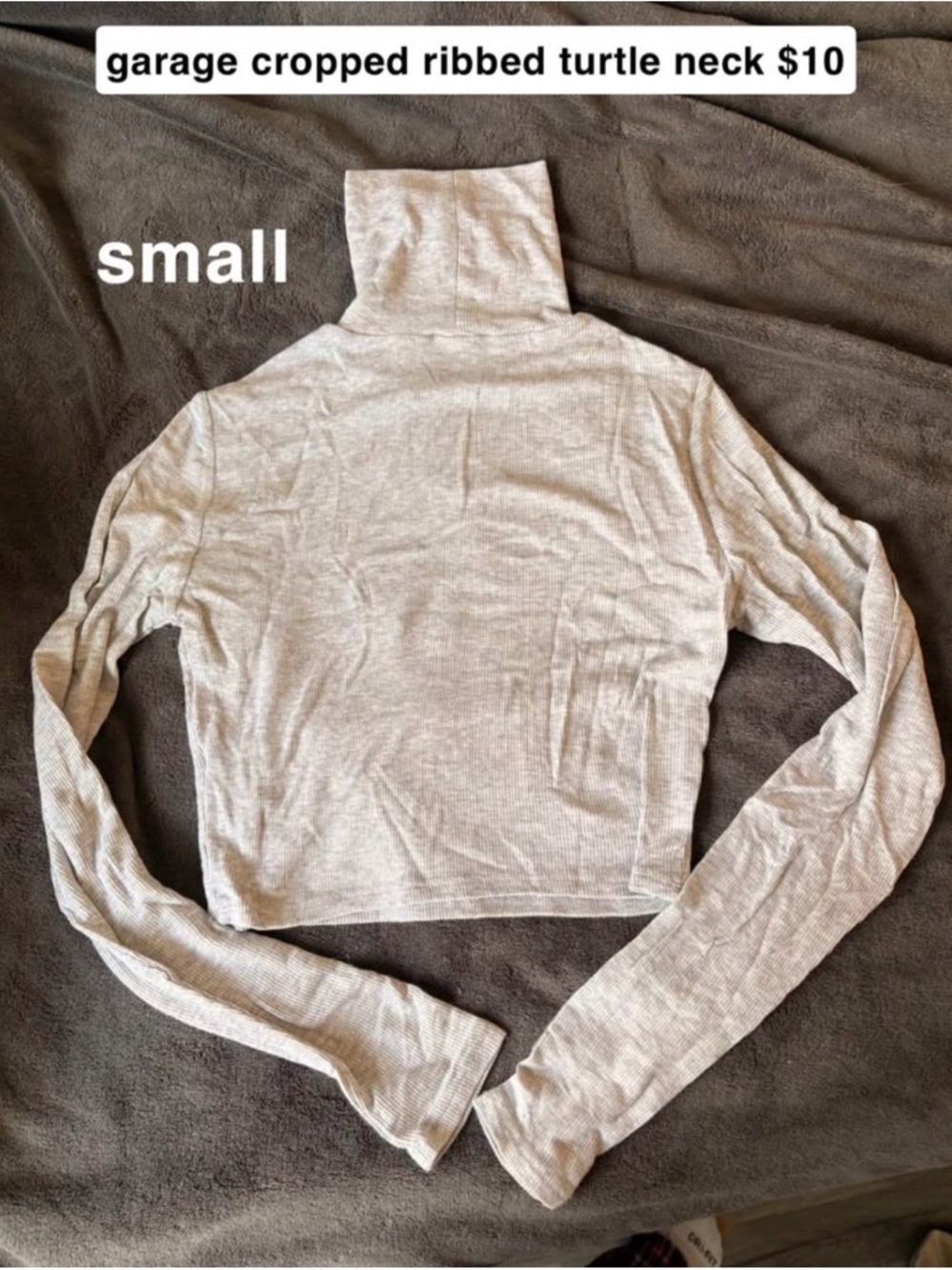 Garage Light Gray Cropped Ribbed Turtleneck Sweater size small